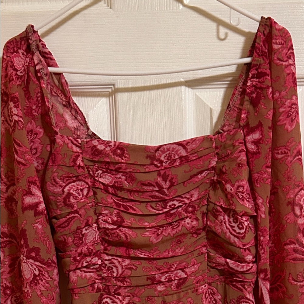 Pink floral print long sleeve dress with ruched top
